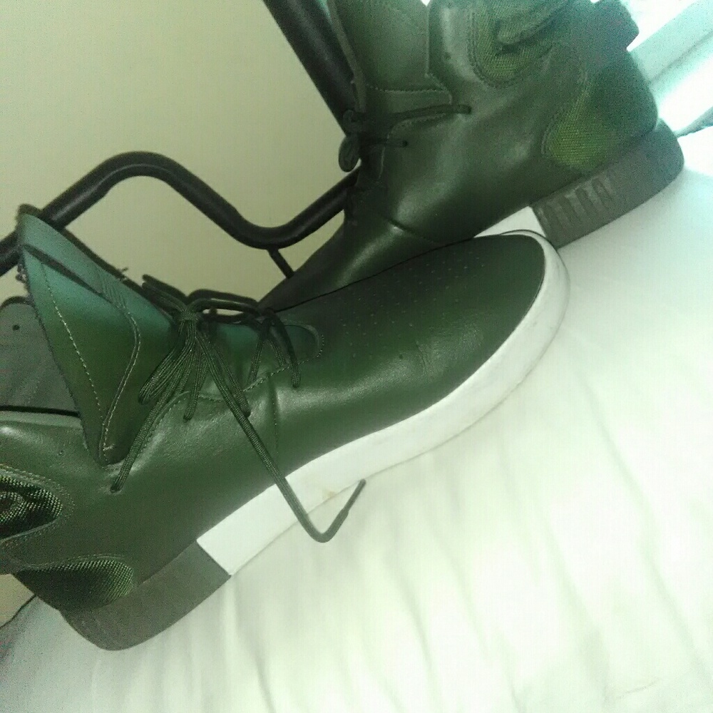 Adidas tubular